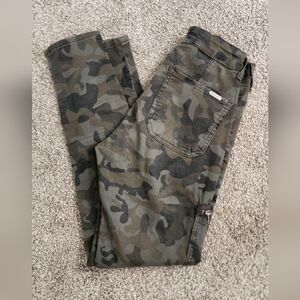 KanCan Camouflage Jeans